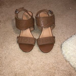 Tan Wedges